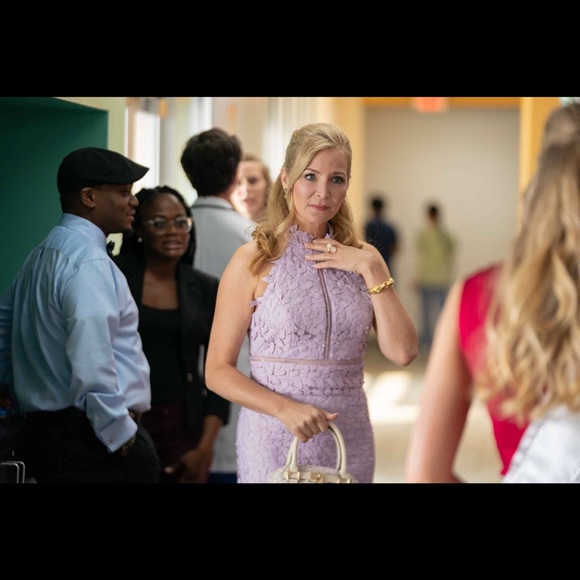 QUEEN AMERICA DRESSES - Picture 6 of 8